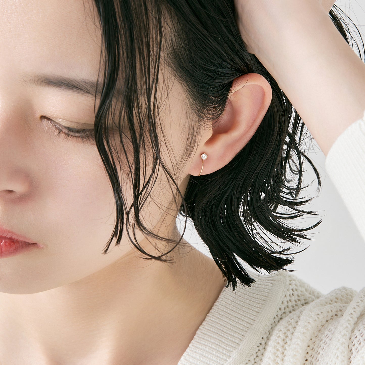 K10 誕生石 イヤリング(4月:ホワイトトパーズ)