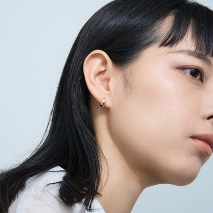 【片耳】K18 月甲 フープピアス（10×5）