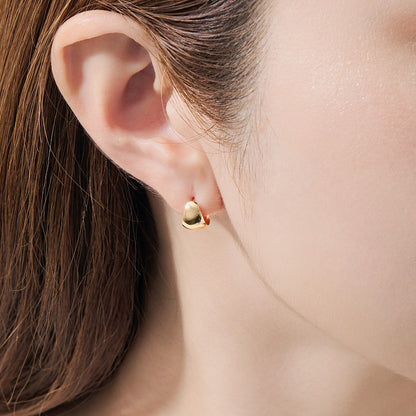 K18 月甲 フープピアス（10×7）