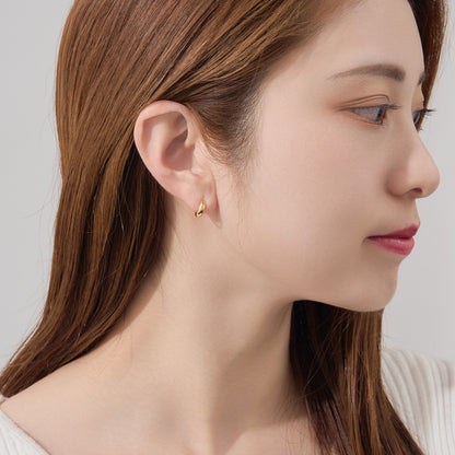 K18 月甲 フープピアス（10×3）
