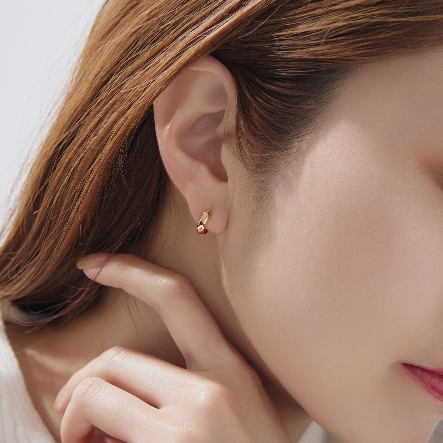 K18 月甲 フープピアス（10×3）