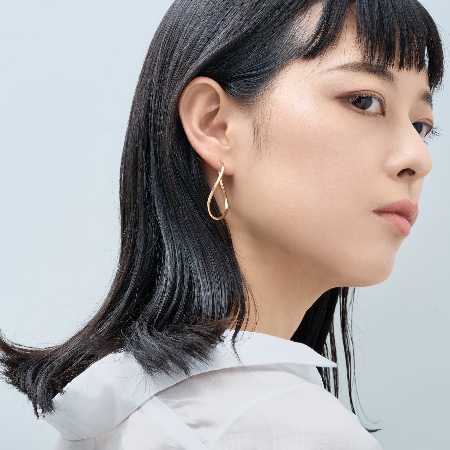 K10 ひねり フープピアス