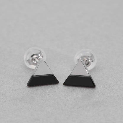 K10 オニキス スタッドピアス（△：WG）