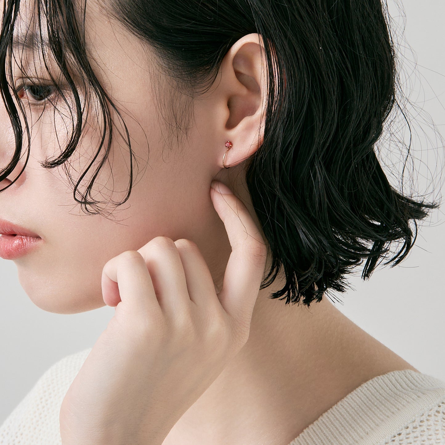 K10  誕生石 イヤリング（1月：ガーネット）