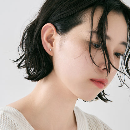 K10 誕生石 イヤリング（3月：アクアマリン）