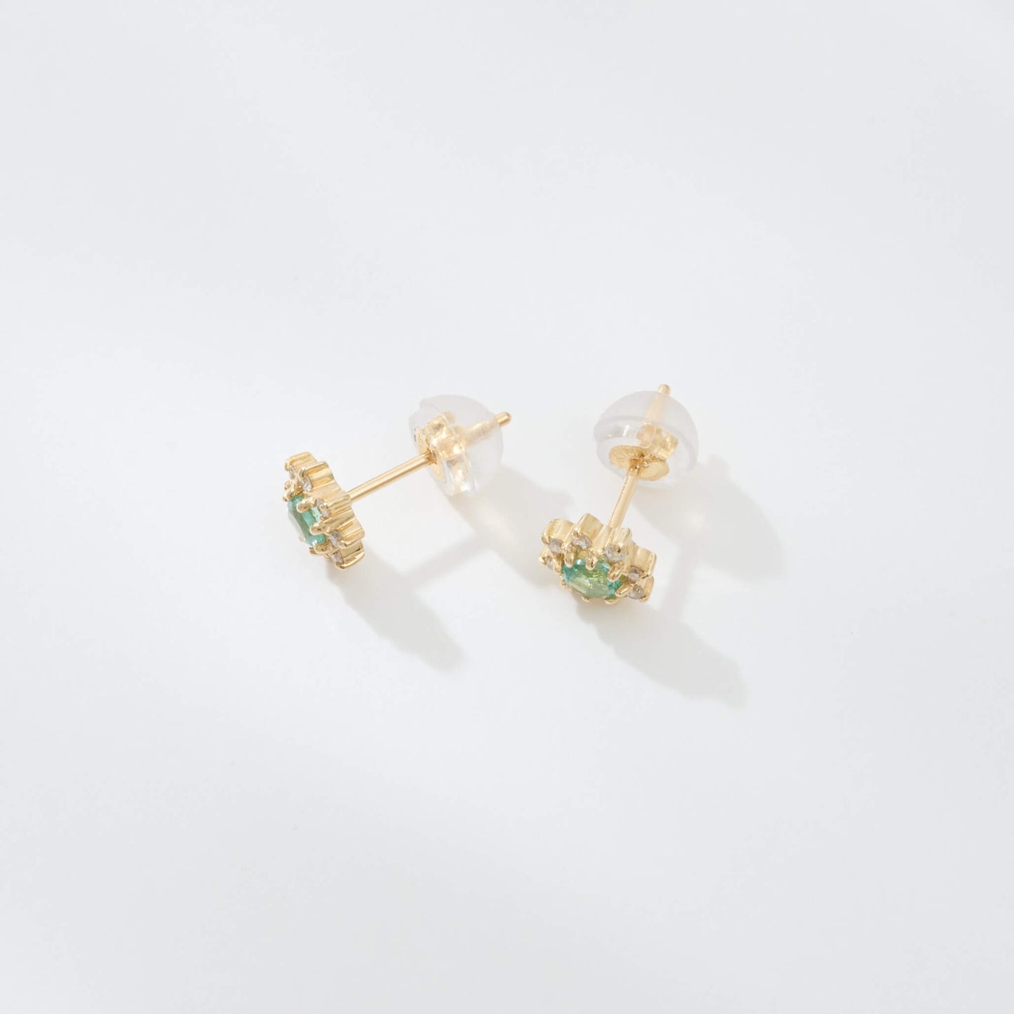 【受注生産】K18 誕生石×ダイヤモンド スタッドピアス （5月：エメラルド）