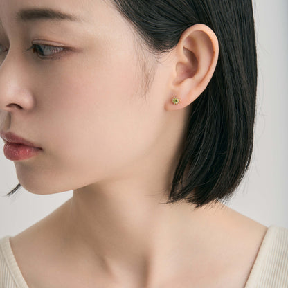 【受注生産】K18 誕生石×ダイヤモンド スタッドピアス （8月：ペリドット）