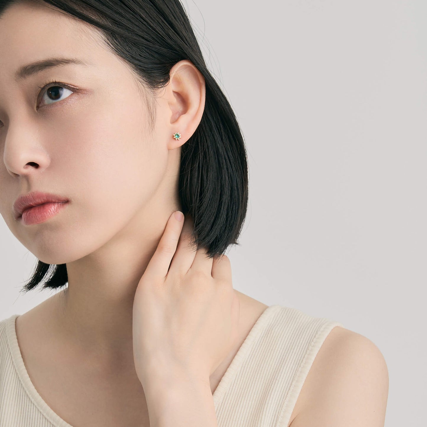【受注生産】K18 誕生石×ダイヤモンド スタッドピアス （5月：エメラルド）