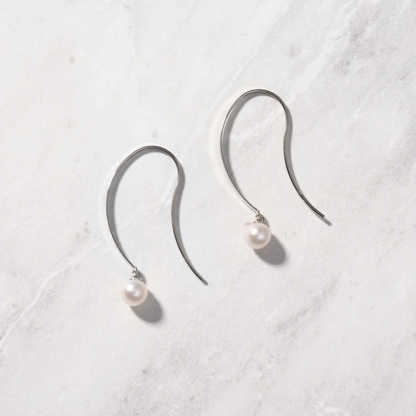 Pt900 アコヤパール フックピアス（4mm）