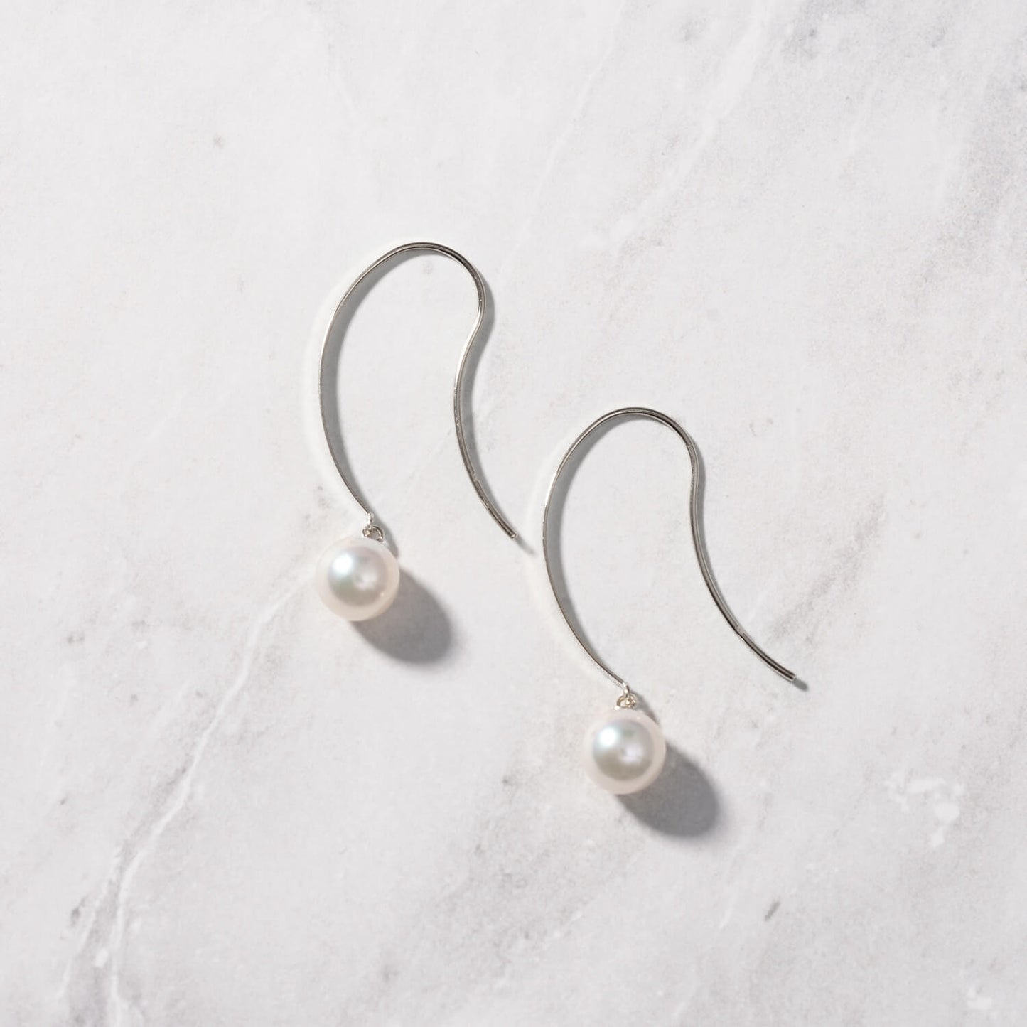 Pt900 アコヤパール フックピアス（6mm）