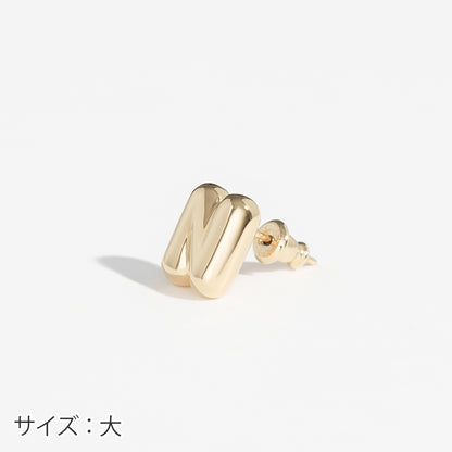 【片耳】SV925 イニシャルピアス （N：大/小）