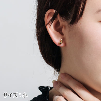 【片耳】SV925 イニシャルピアス （J：大/小）
